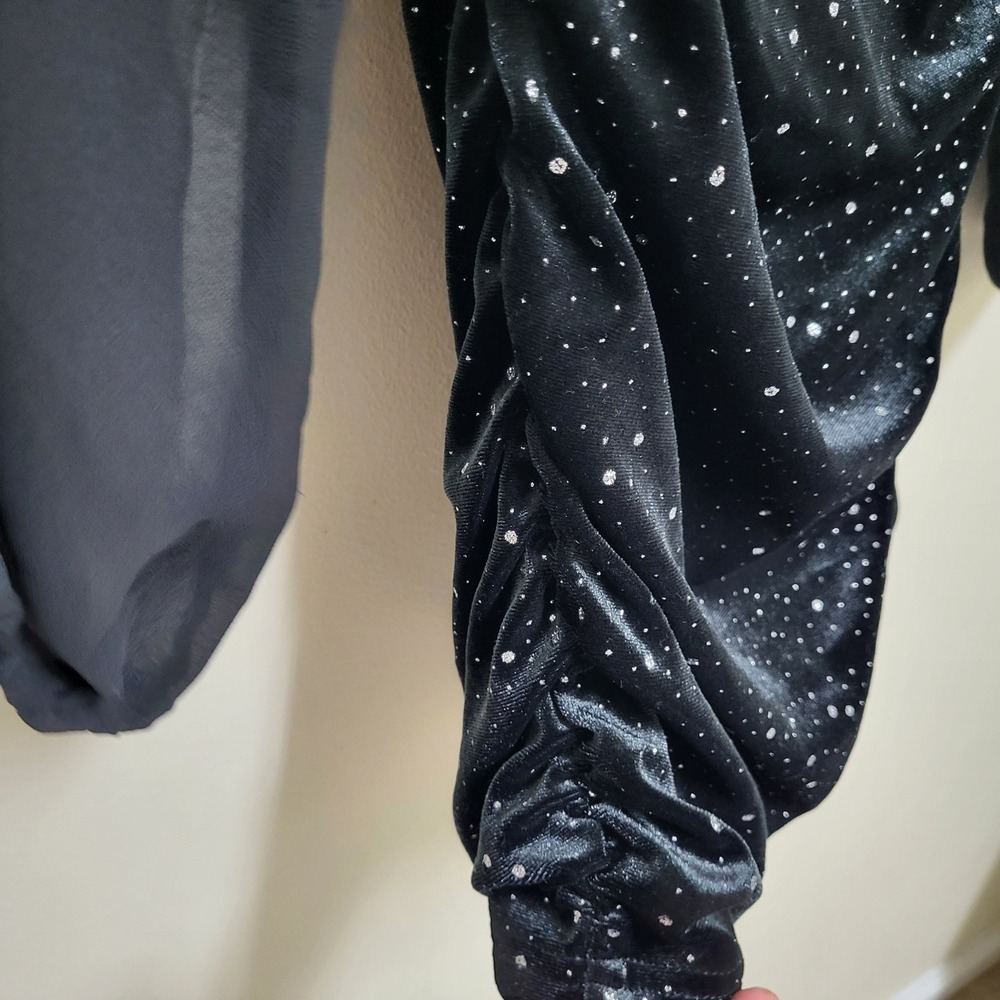 With Jules XL Black Velvet Glitter Starburst Sheer Puff Sleeve Dress Ruched Side - Picture 7 of 9